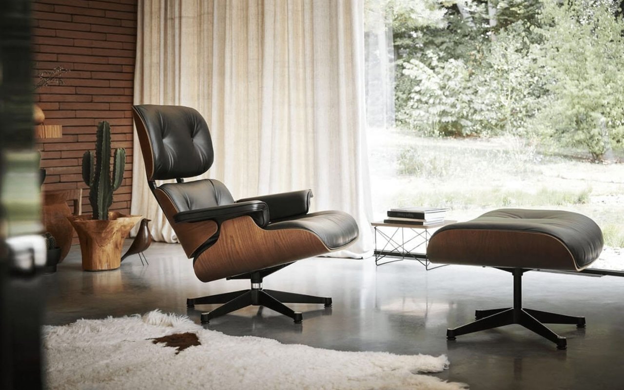 MOST INFLUENTIAL MID-CENTURY CHAIRS & THEIR DESIGNERS