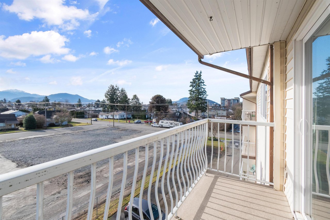 23-46210 Margaret Ave