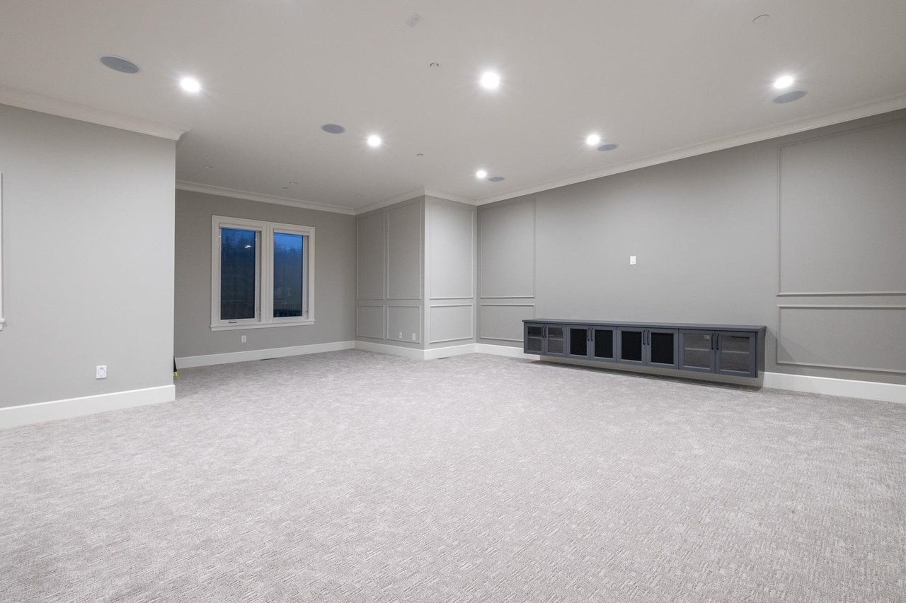 29622 Dewdney Trunk Rd
