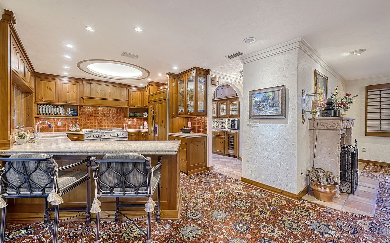 1514 South Lake Shore Drive