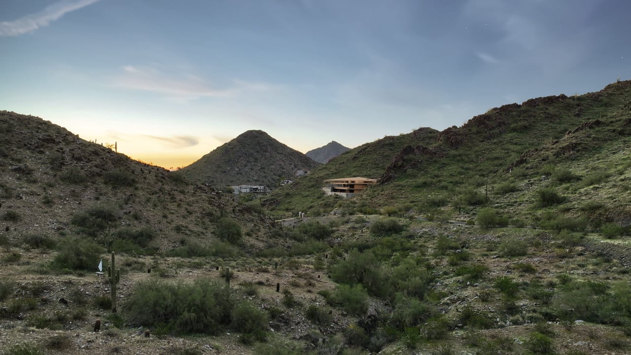 Custom homesite lot for sale in Paradise Valley, Arizona