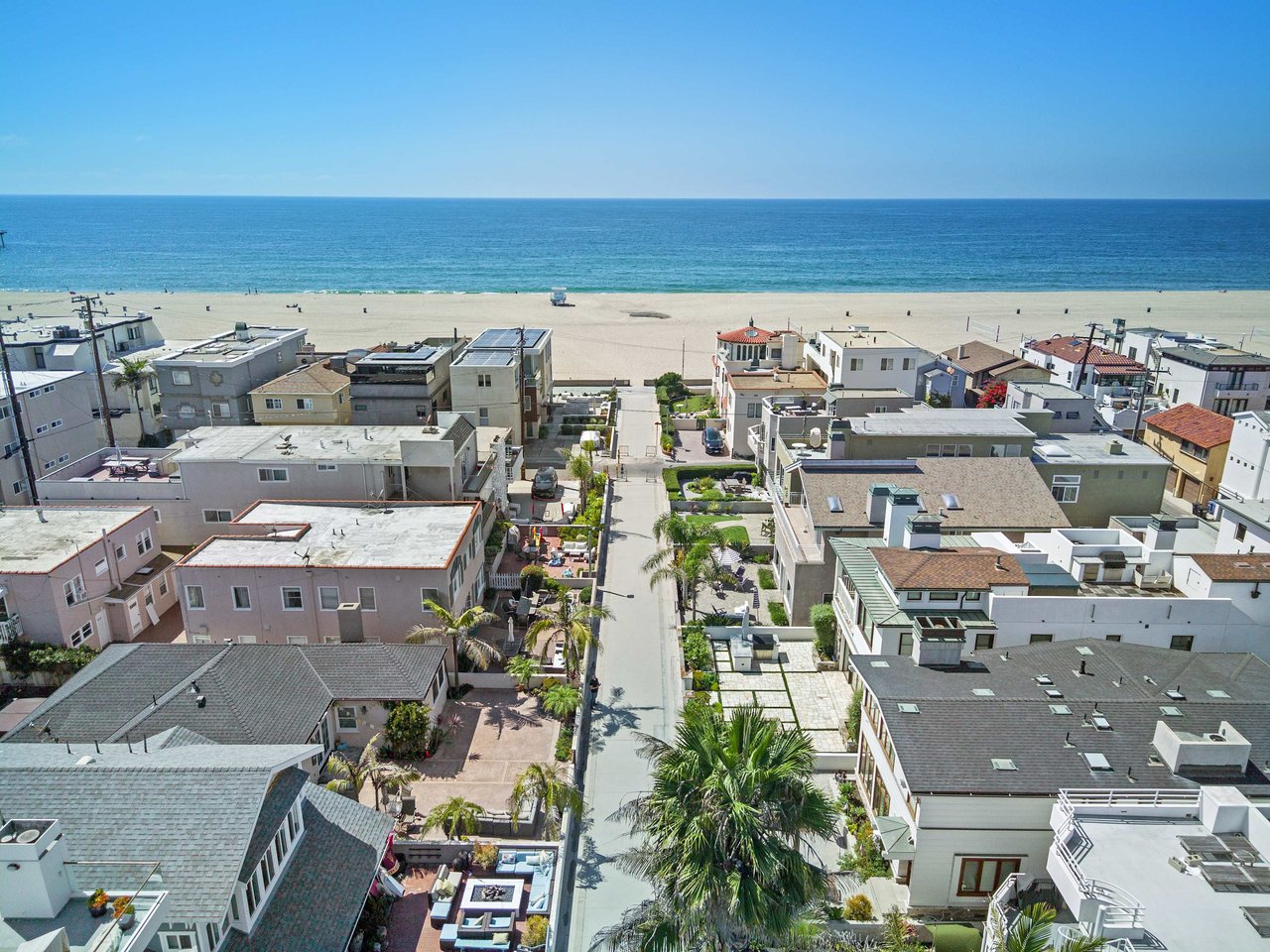 Off Market Trophy Property // Hermosa Beach Walkstreet