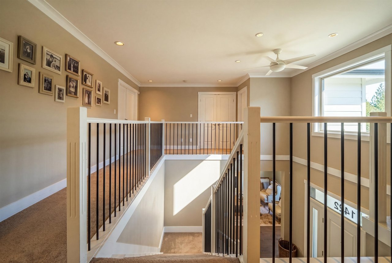 1422 Maple Cres