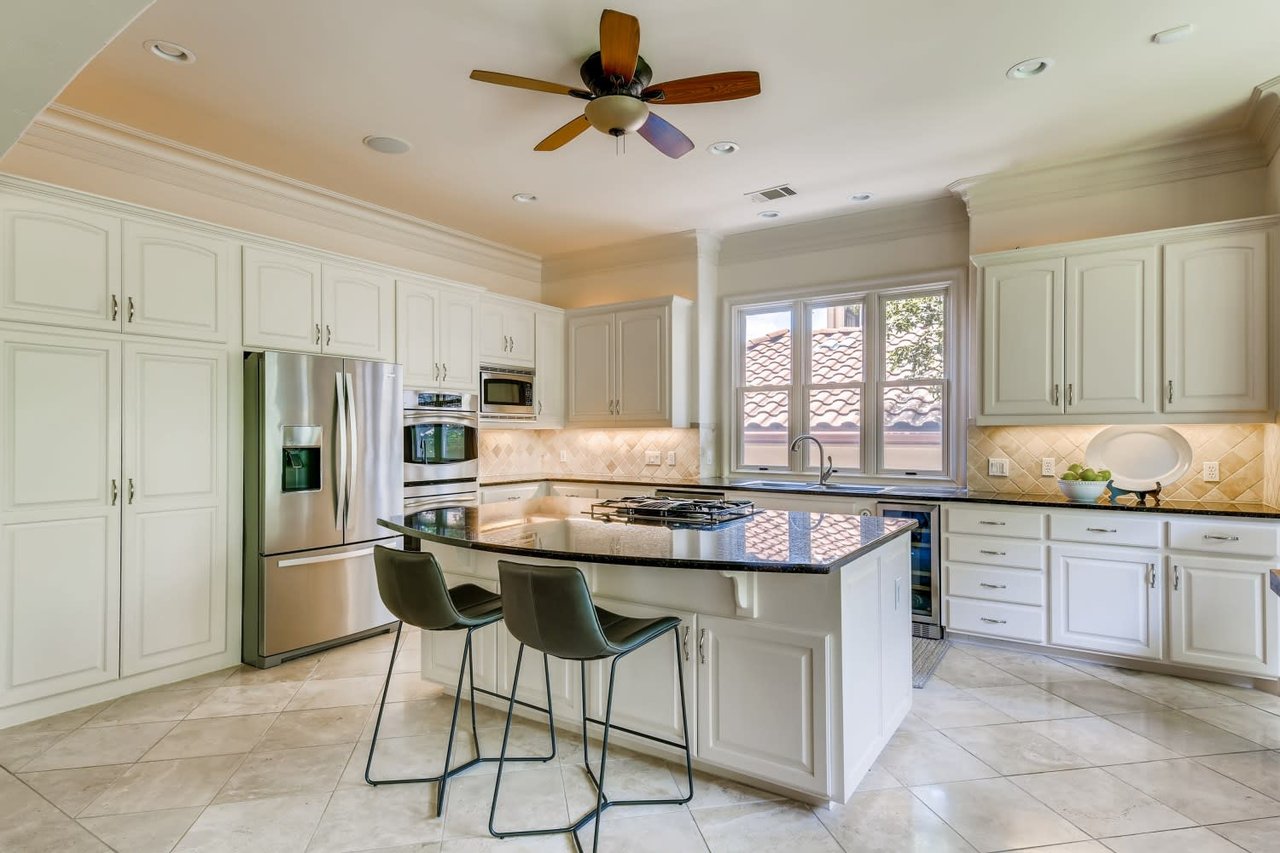 2213 Warbler Way