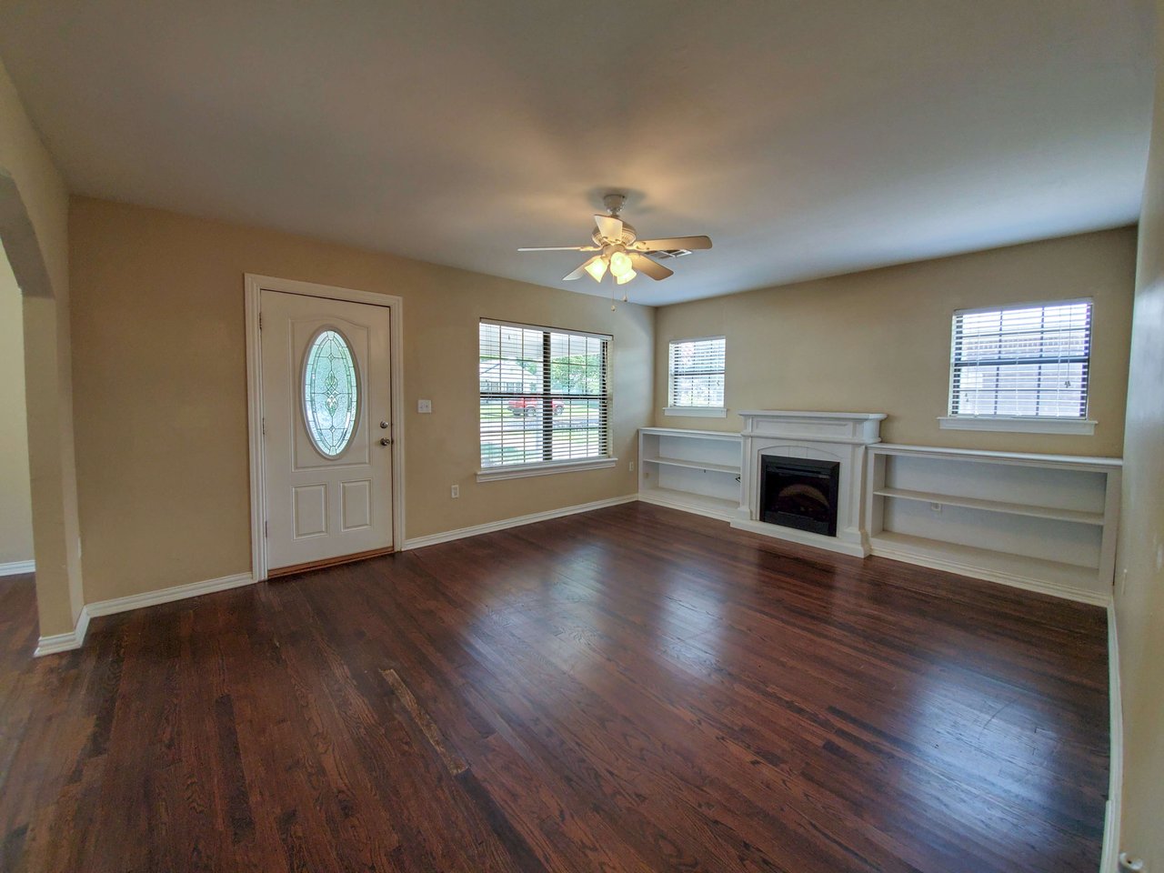 1620 N Market 