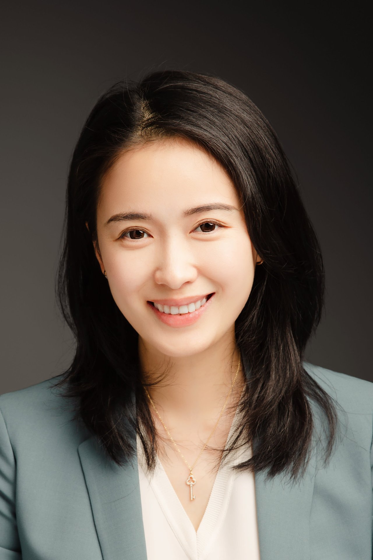 Stella Zhou