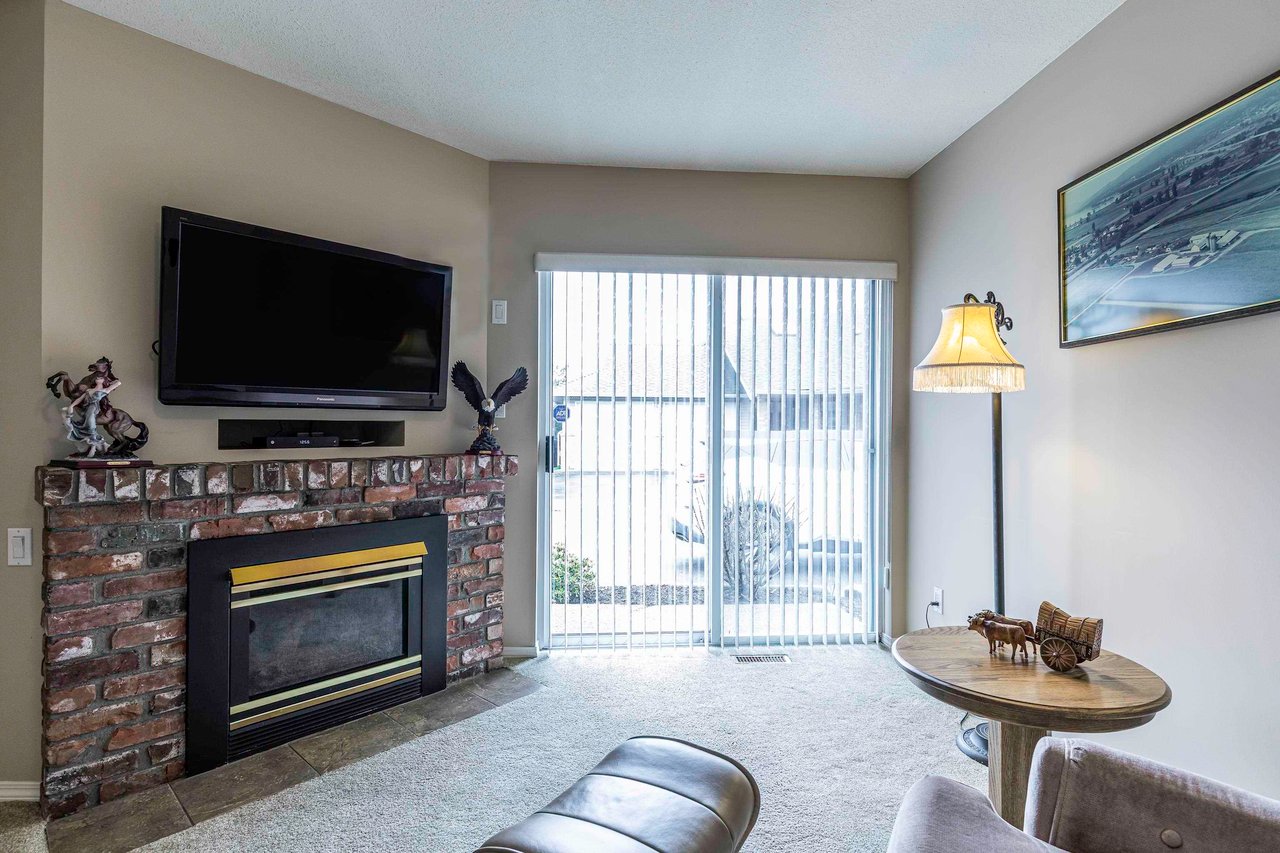 108-2513 W Bourquin Cres
