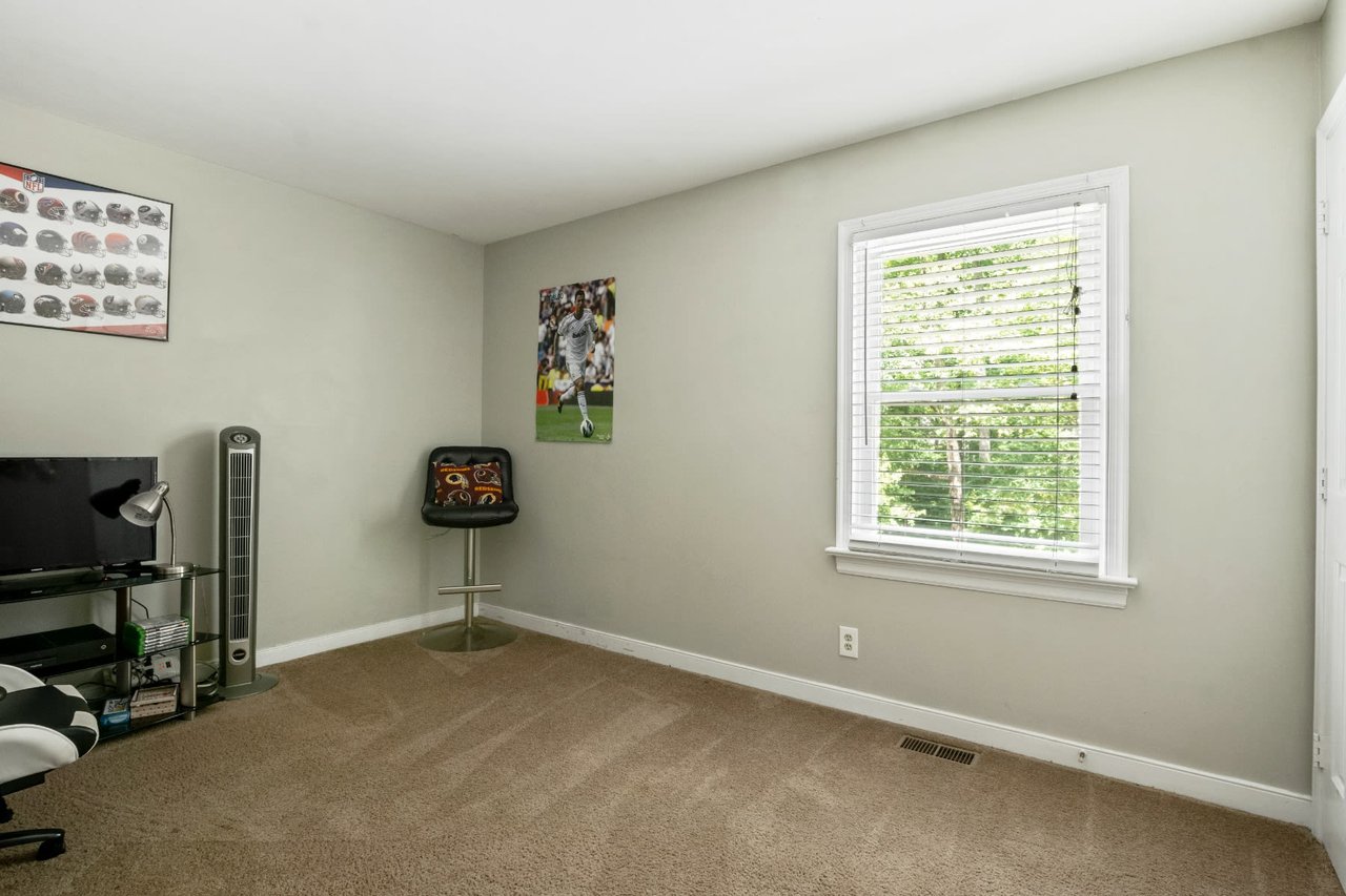 13004 Watch Point West