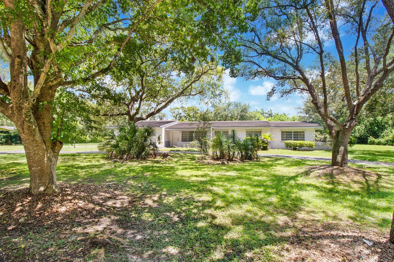 Pinecrest Opportunity for Build or Rennovate