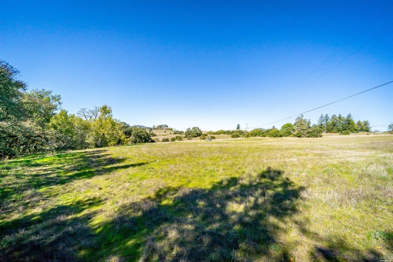 5289 Sonoma Mountain Rd