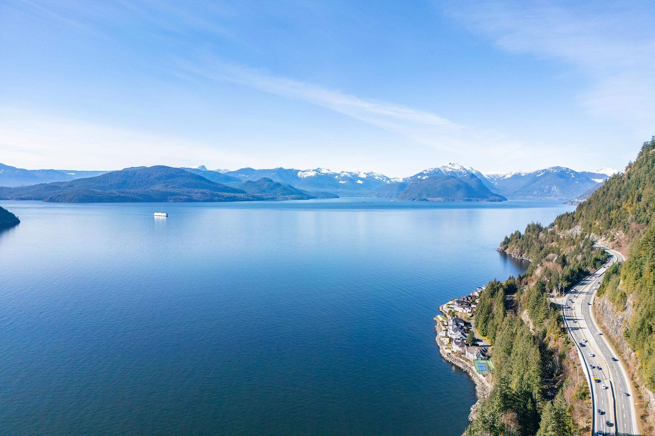 5383 Howe Sound