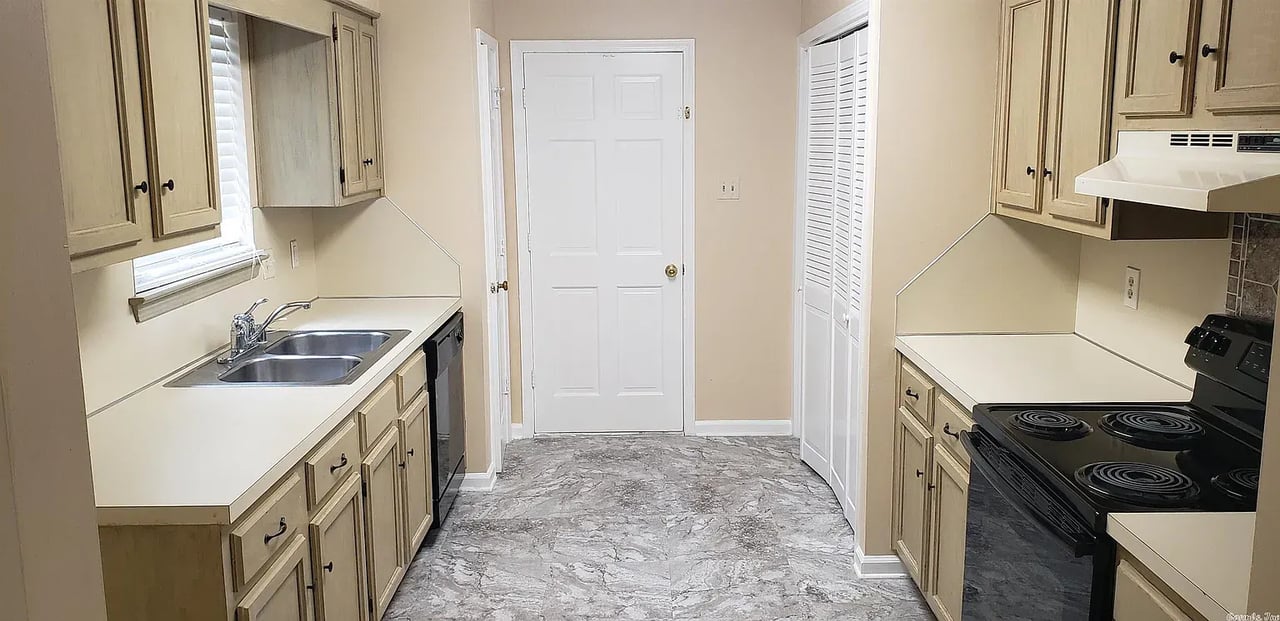 12605 Timber Hill Dr