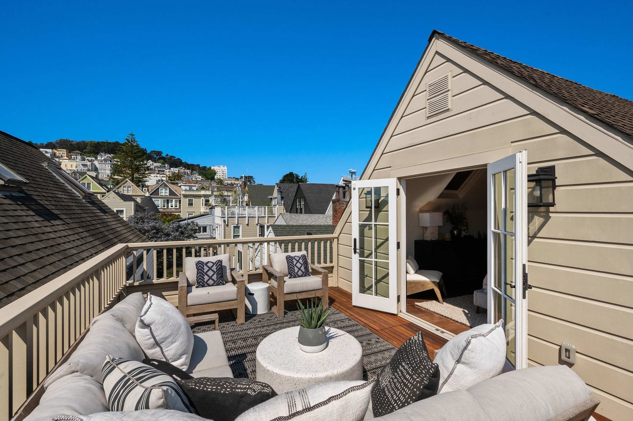 605 Waller Street