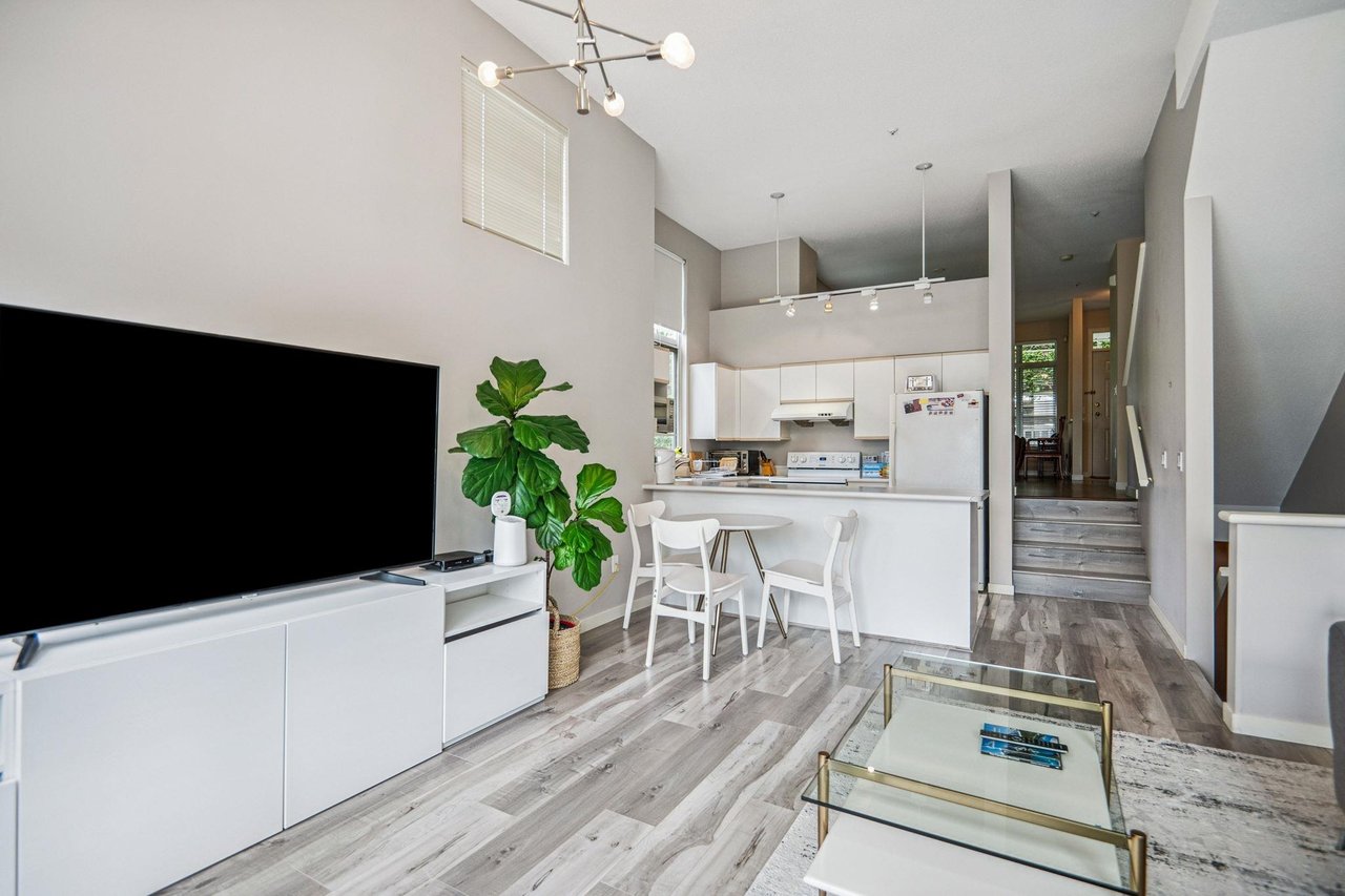 1-3578 Whitney Pl