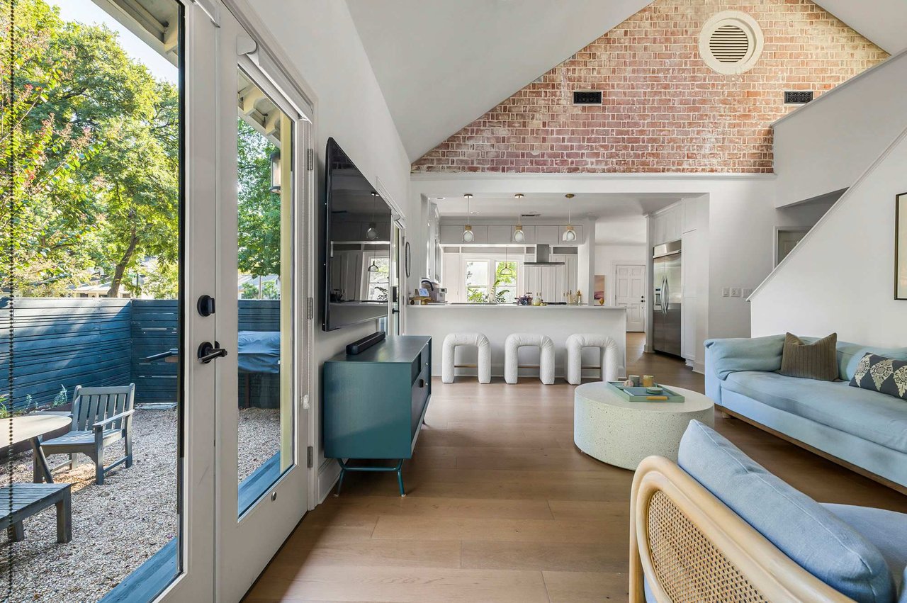 Historic Pemberton Heights Gem Reimagined by McWalters | Former Home of Author Mary Willis Walker | Entertainer’s Dream Kitchen + Guest Quarters