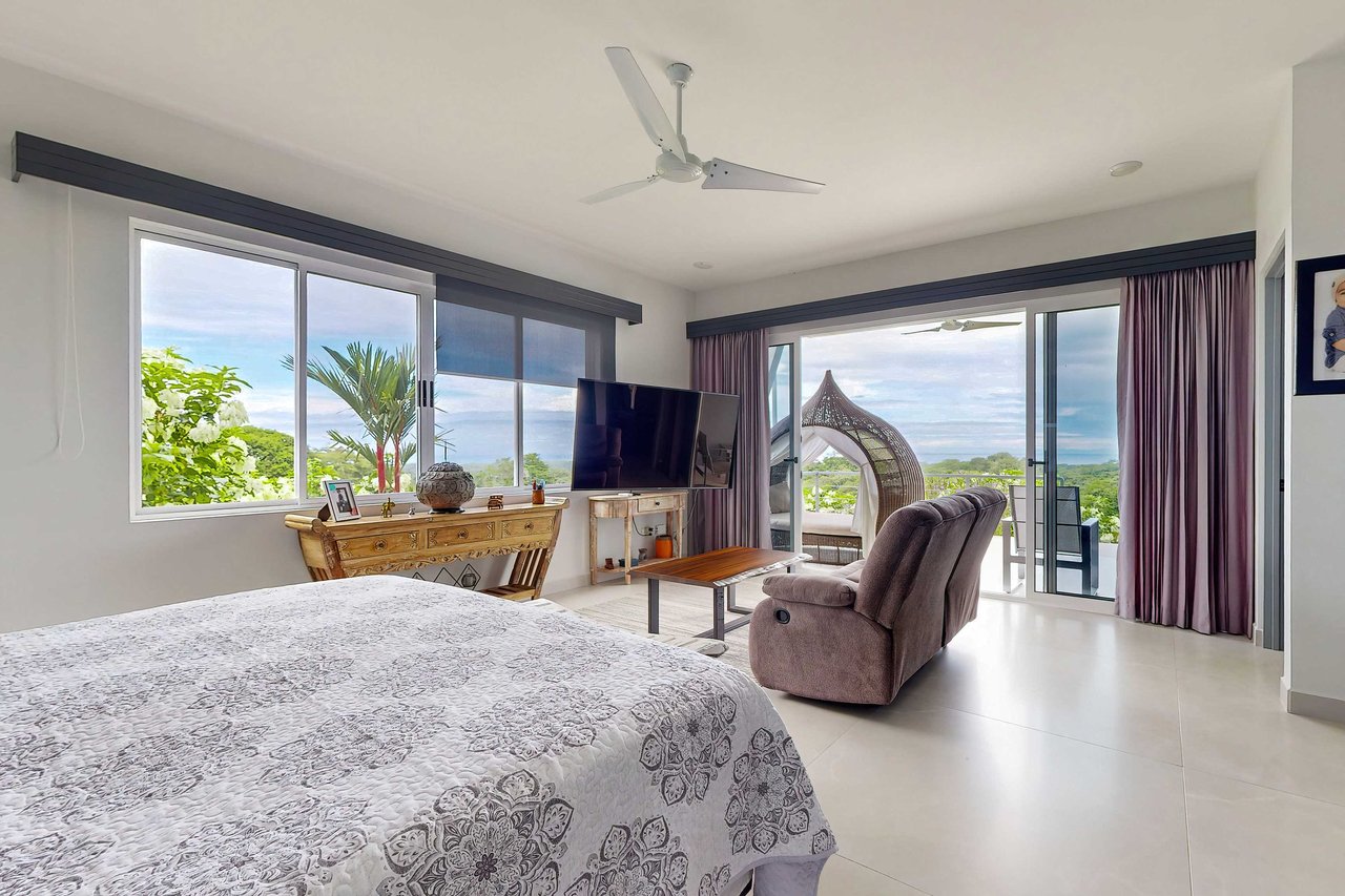 Cloud Nine. Ocean View Estate in Uvita