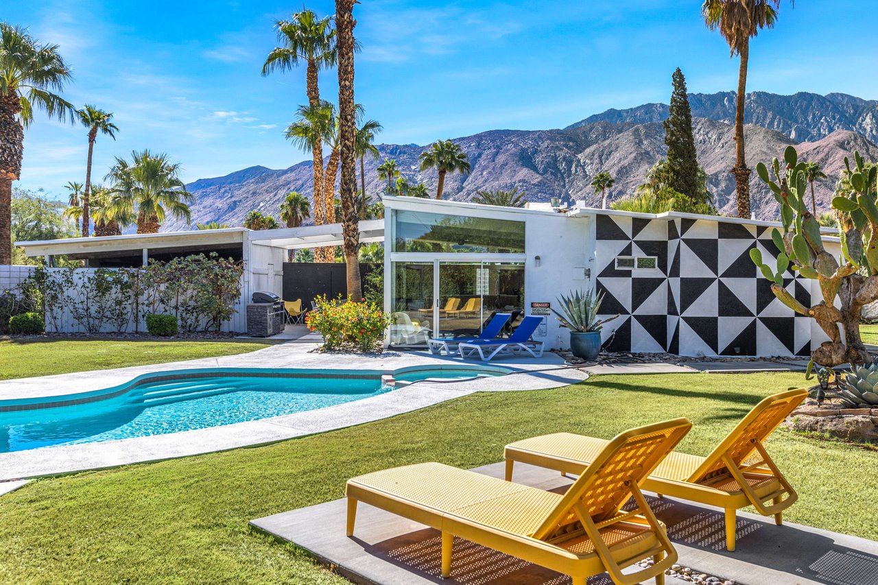 Palm Springs Classic Mid Century Modern Architecture