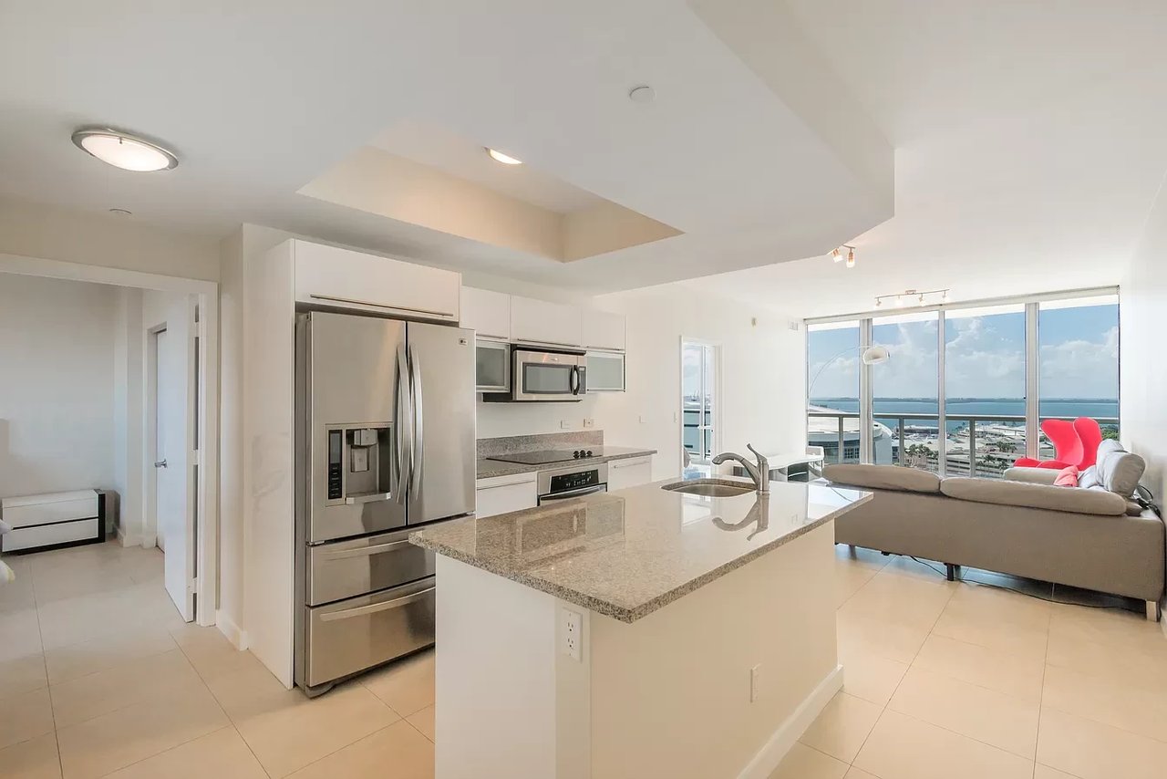 888 Biscayne Blvd, #1604