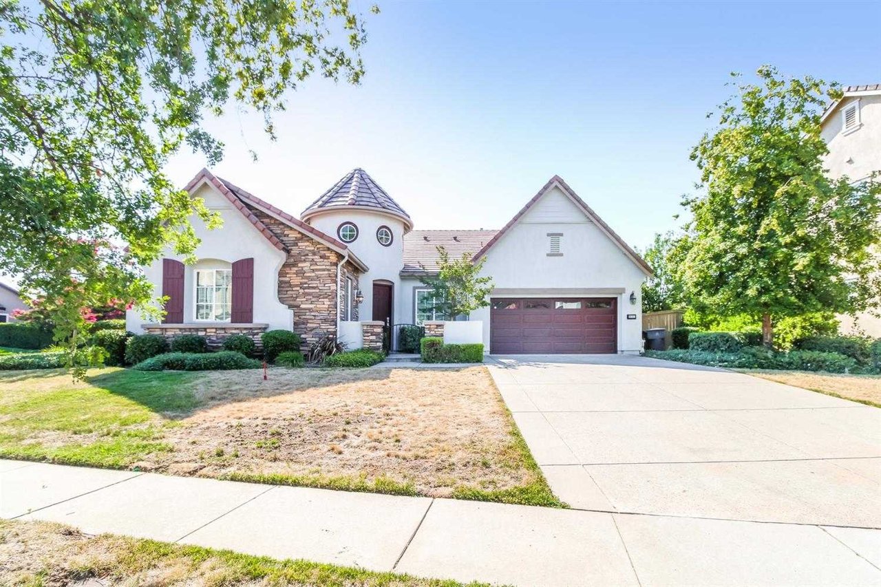 4683 Cattalo Way