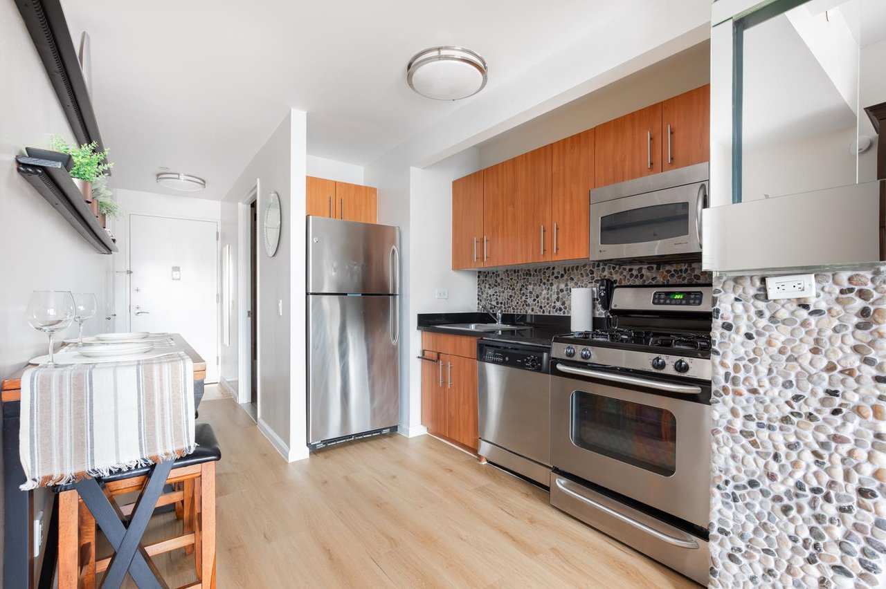 20 West Street, Apt 41-E