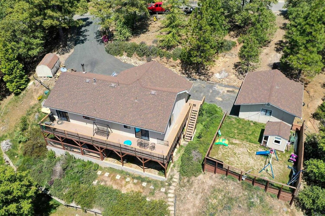 18630 Mountain View Drive