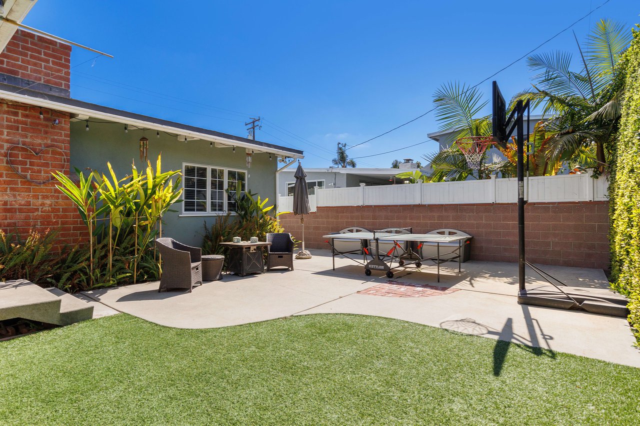 Charming inside and out in East Manhattan Beach