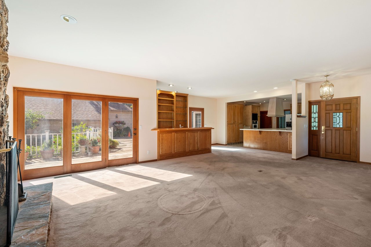 Unique Opportunity on Nearly 1 Acre