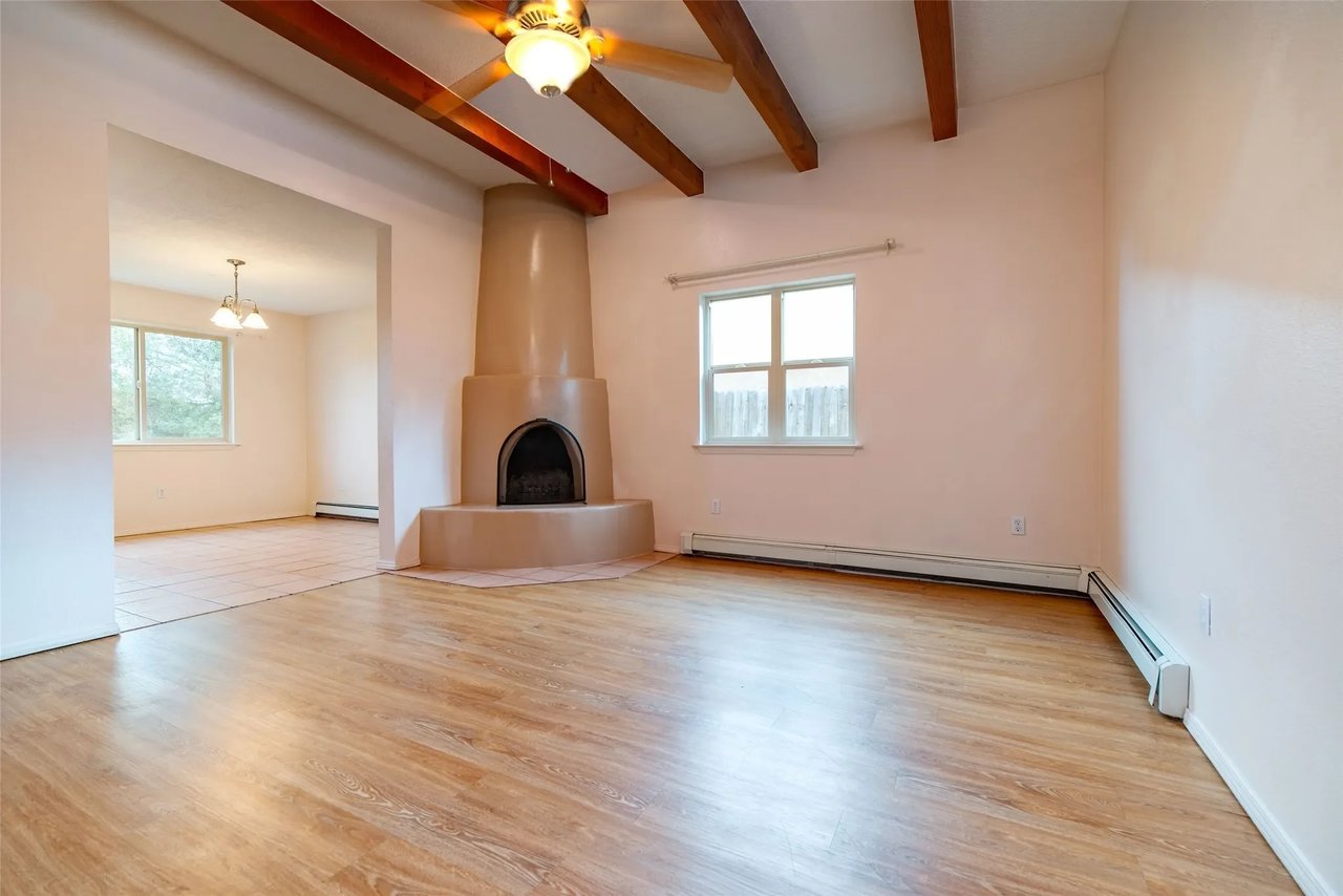 4416 Calle Jaime