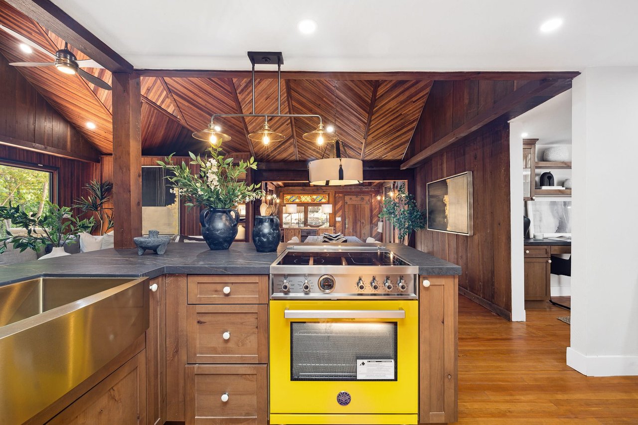 221 Redwood Drive