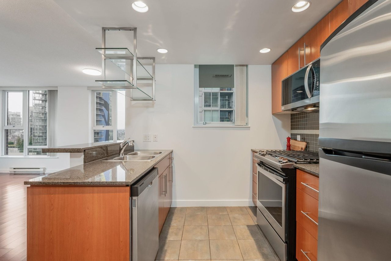 1608-550 Pacific St