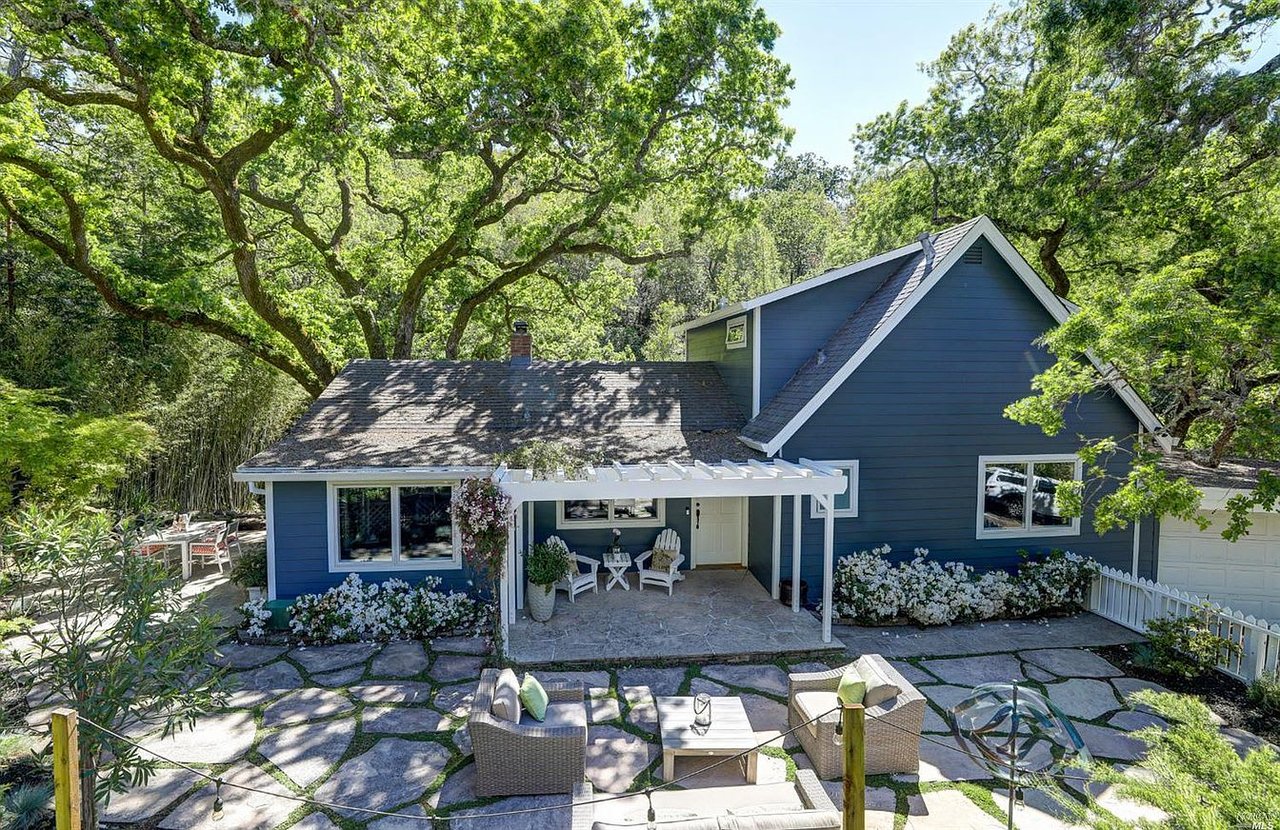 380 Oak Crest Rd