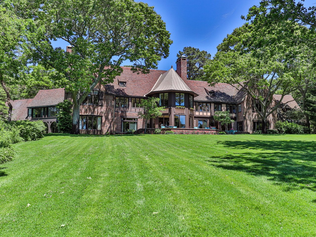 Waterfront Legacy Property on Oyster Harbors