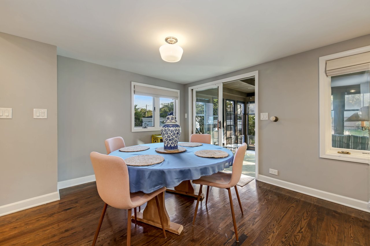 Here Is The Western Springs Home You Have Been Waiting For