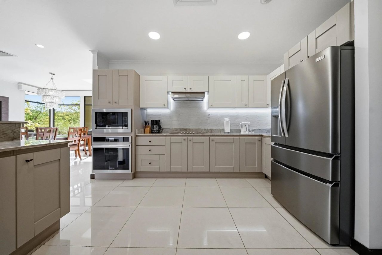 Renovated Carao Golf Condo, Flamingo, Guanacaste