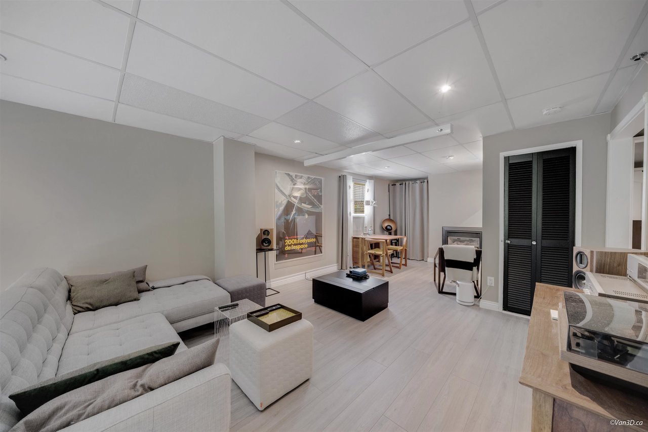 2052 W Keith Road, North Vancouver