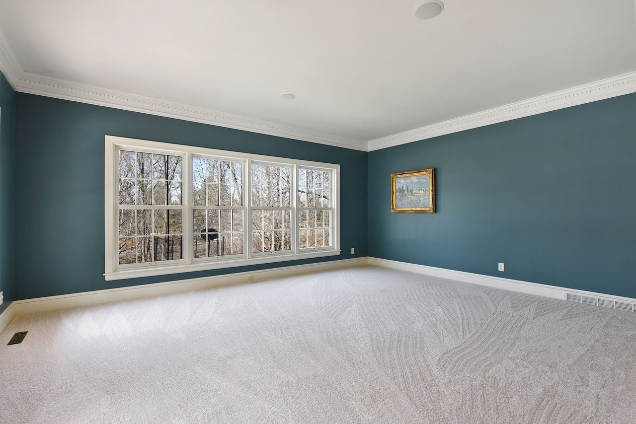 550 Oxford Road, Orono