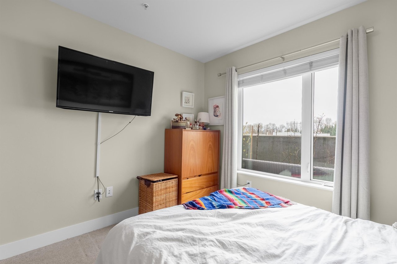203-1496 Charlotte Rd