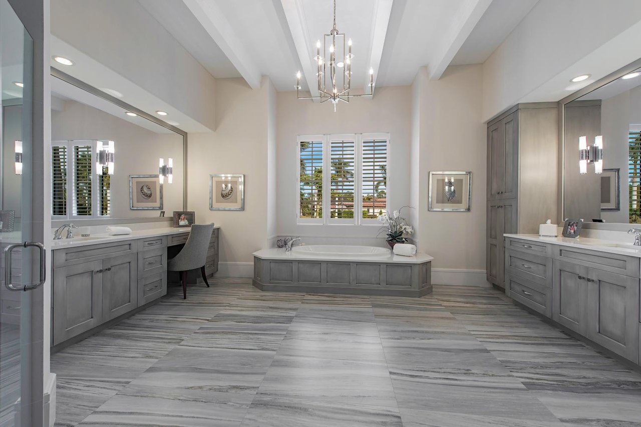 16961 Sud Cortile Dr Naples