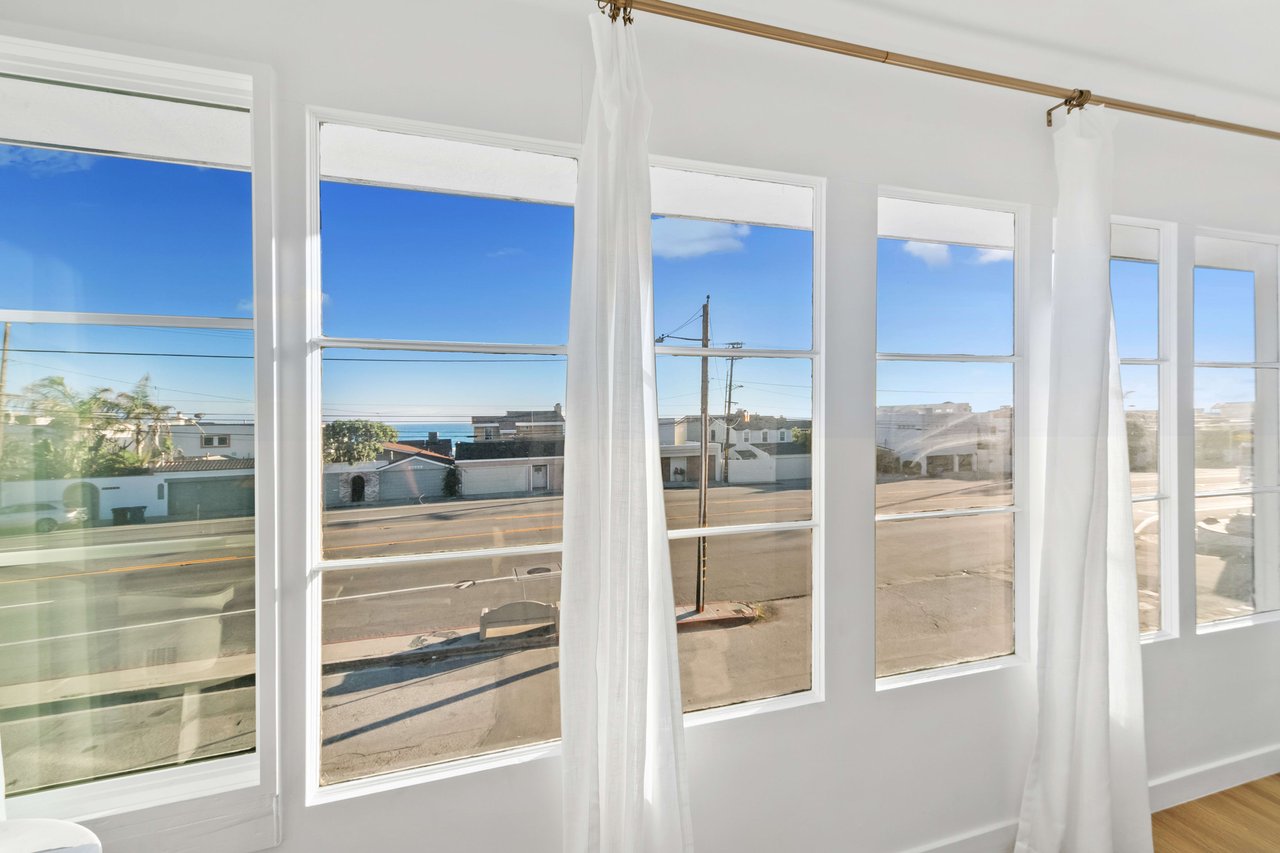 Spacious Malibu Suite with Ocean View