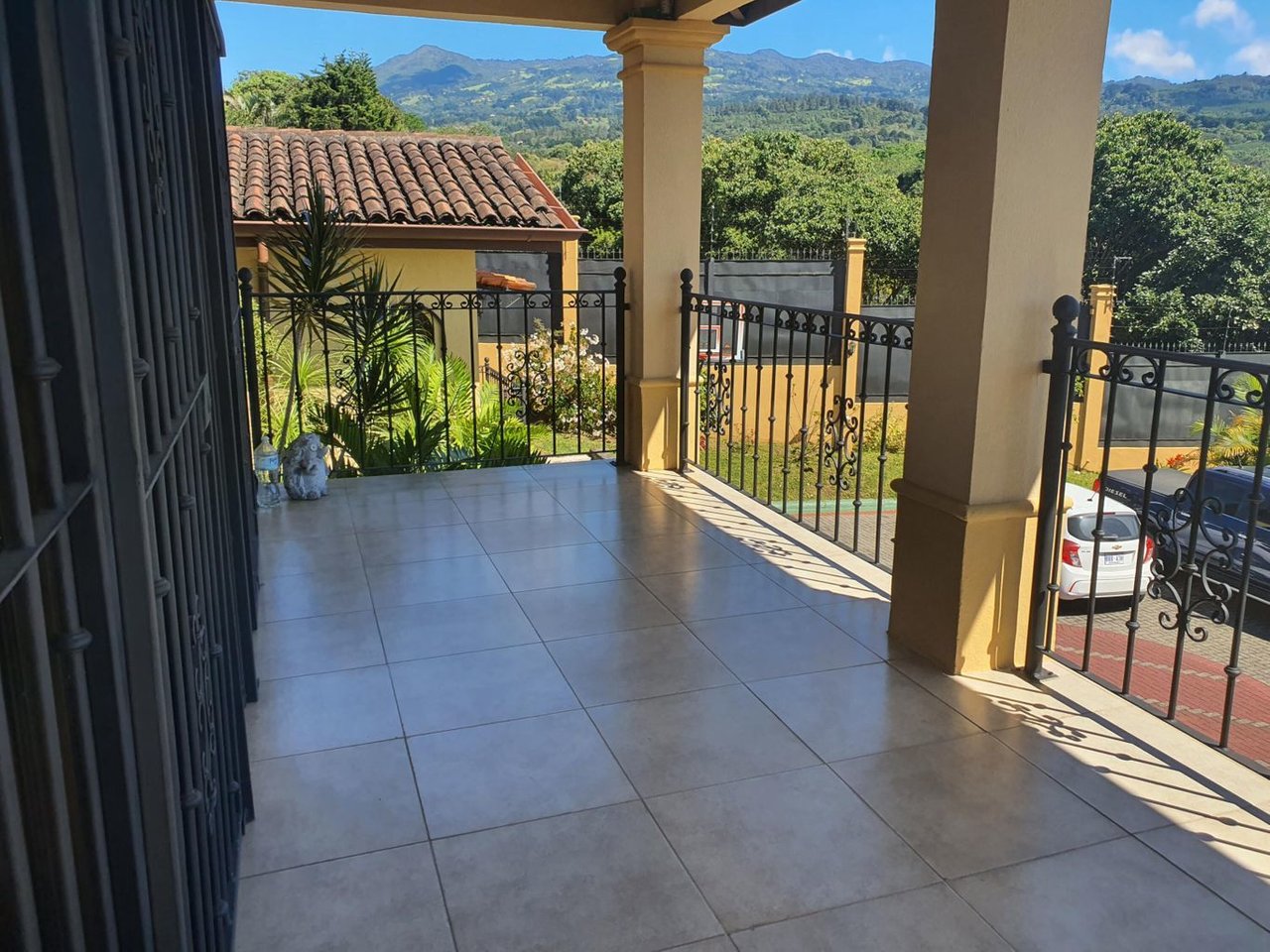 Private Mountain View Estate, Heredia