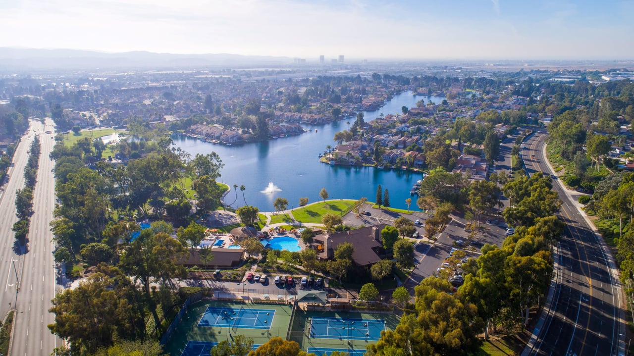 Lake Forest Community