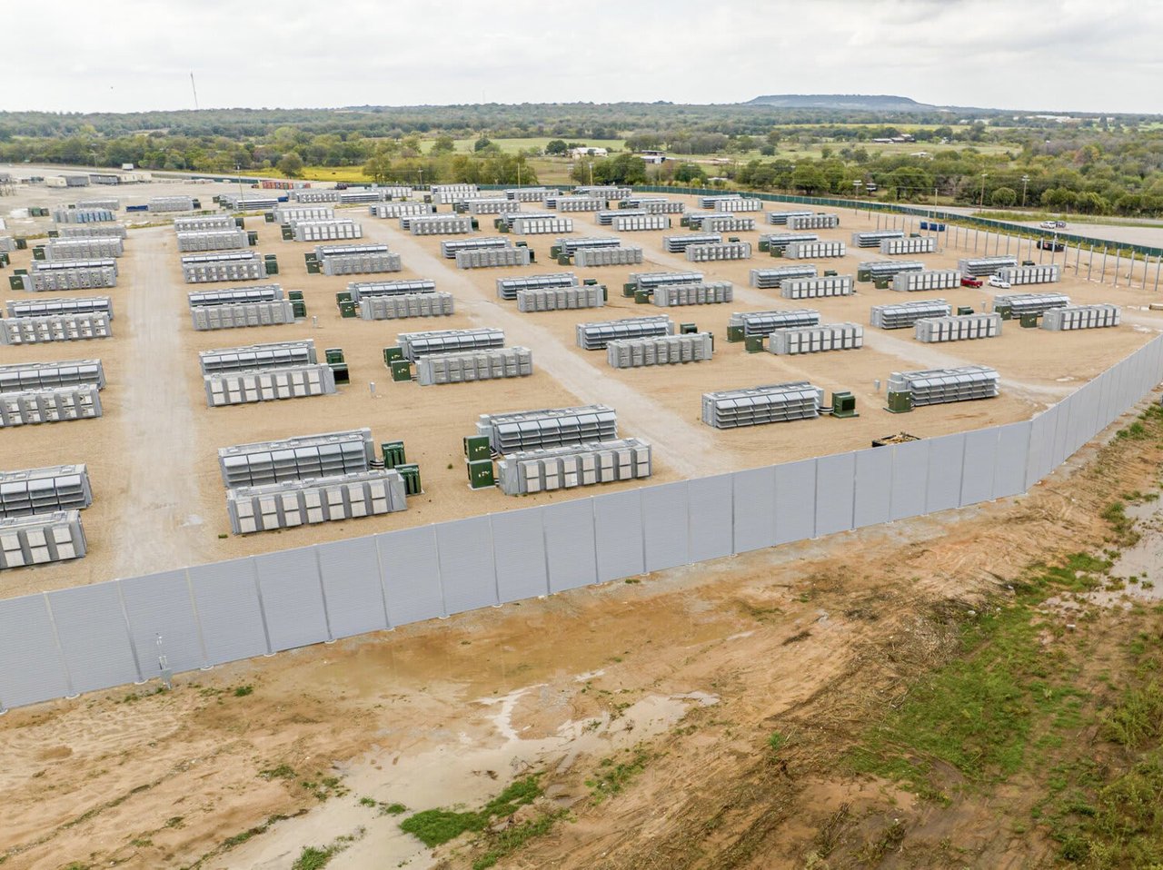 Granbury's Bitcoin Mining Facility Answers Homeowners' Noise Complaints