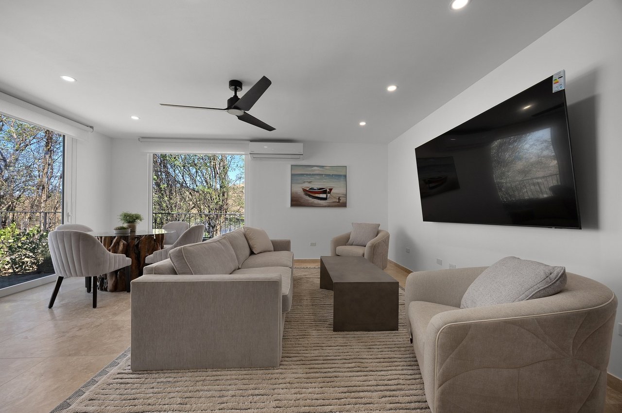 Renovated Tropical Ocean Estate, Flamingo, Guanacaste