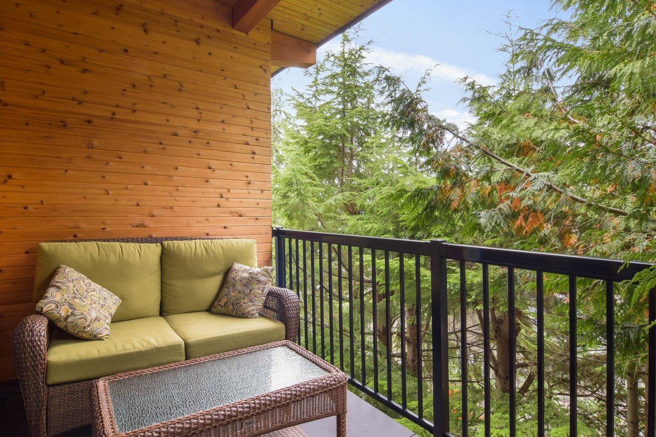 25 Sweetwater Pl