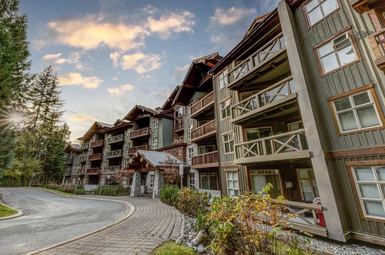 102-4660 Blackcomb Wy