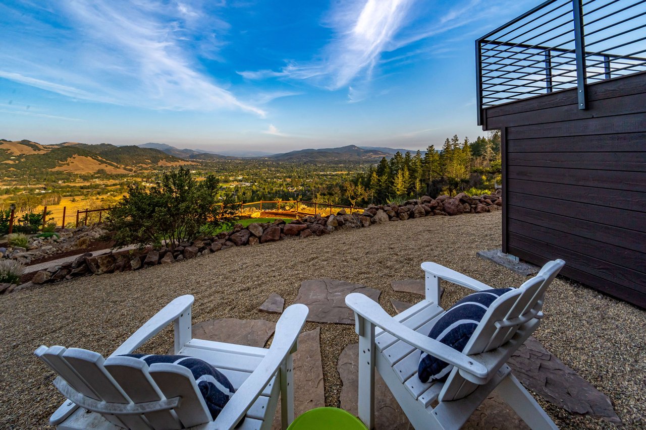 3927 Rincon Ridge Drive