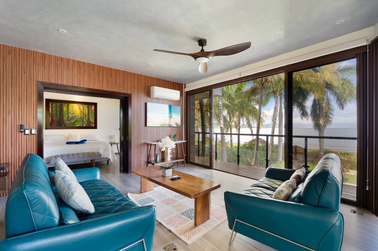 Beachfront Luxury Ocean View Home, Flamingo, Guanacaste