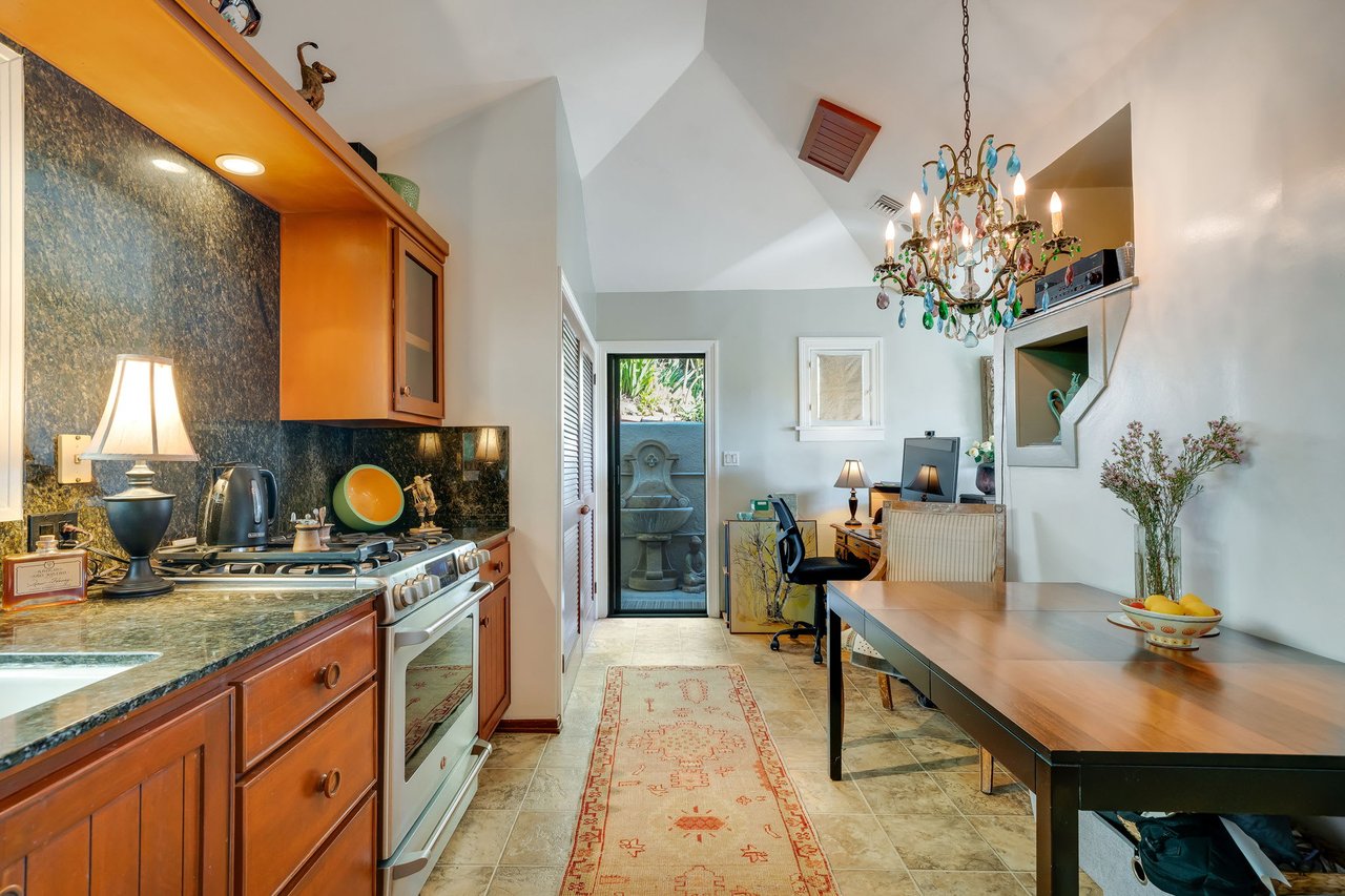 Hollywood Hills Pied de Terre - Another Off Market Sale