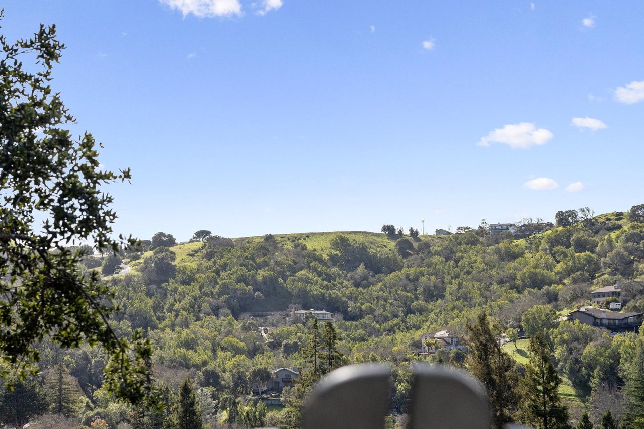 30 Garden Rock Road, San Anselmo