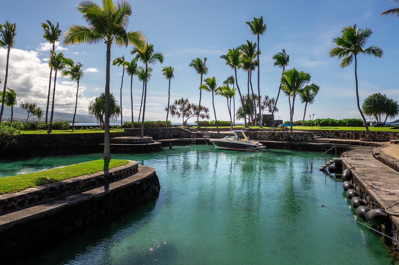 Royal Lanihau Estate